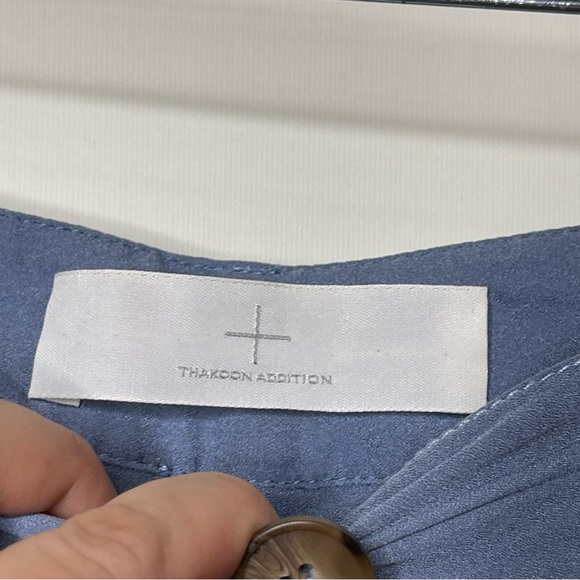 Thakoon 100% silk blue pleated shorts sz 4 - Picture 5 of 7